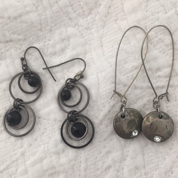 Earrings for pierced ears - Picture 2 of 5